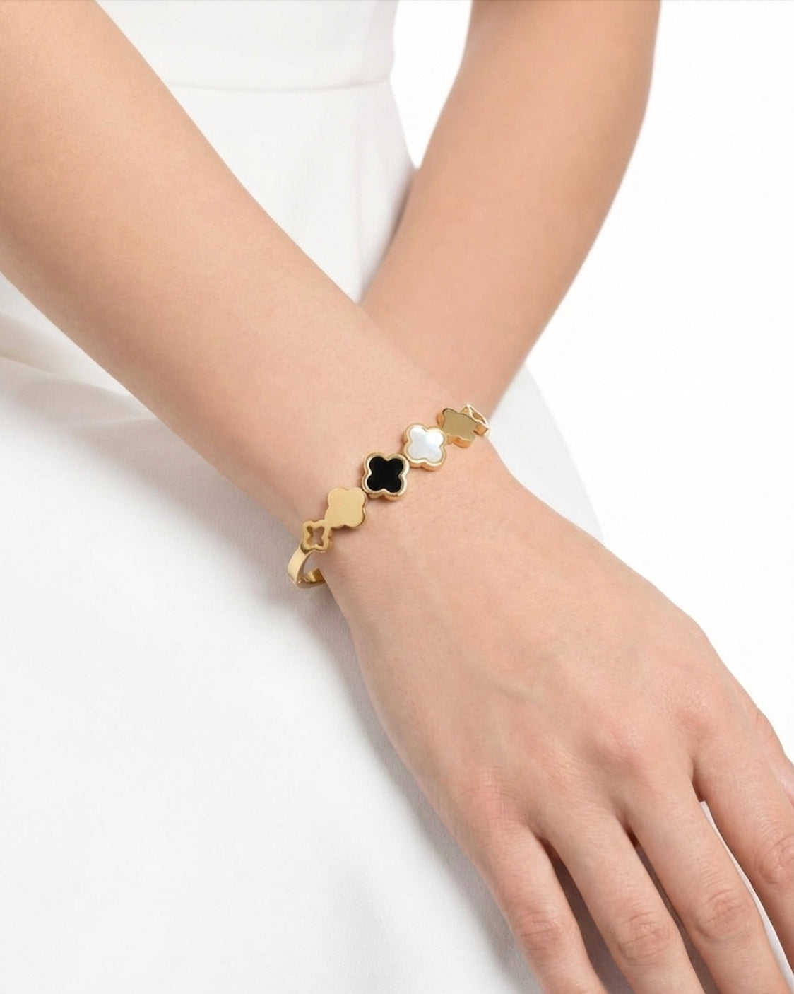 Gold Multi-Clover Motif Bracelet